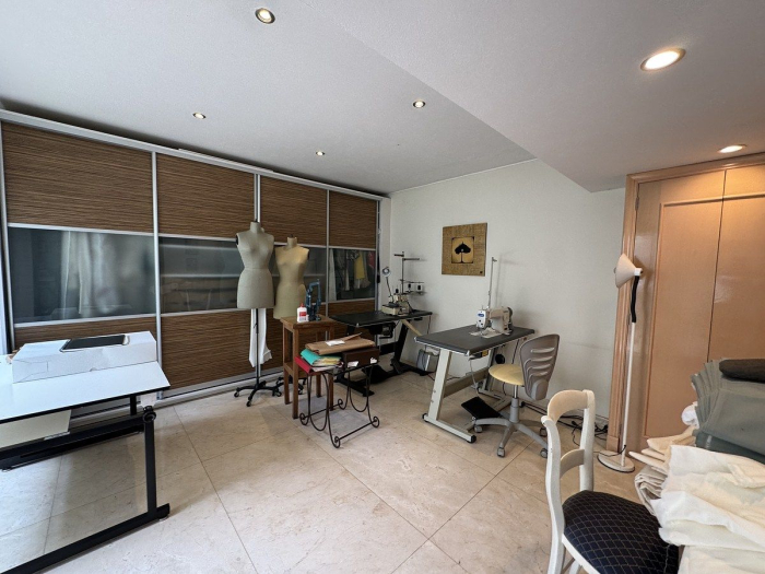 extraordinaria casa en venta en jardines del pedregal con seguridad