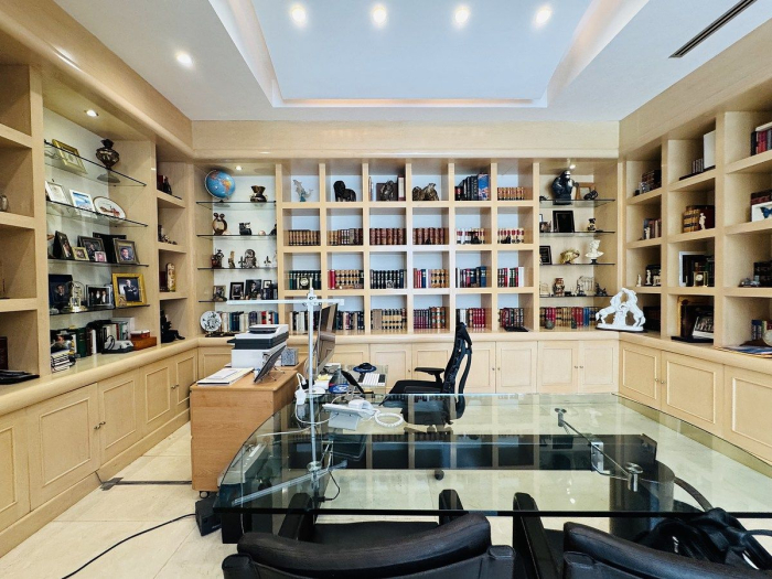 extraordinaria casa en venta en jardines del pedregal con seguridad