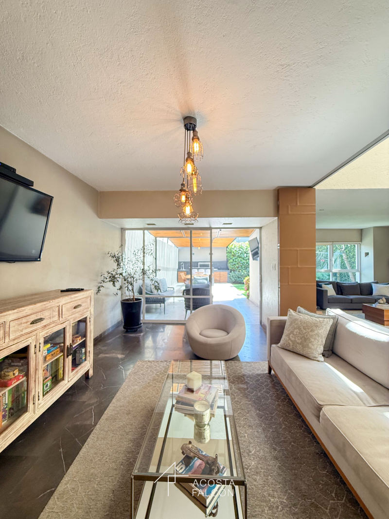 casa en venta en paseo de las lomas