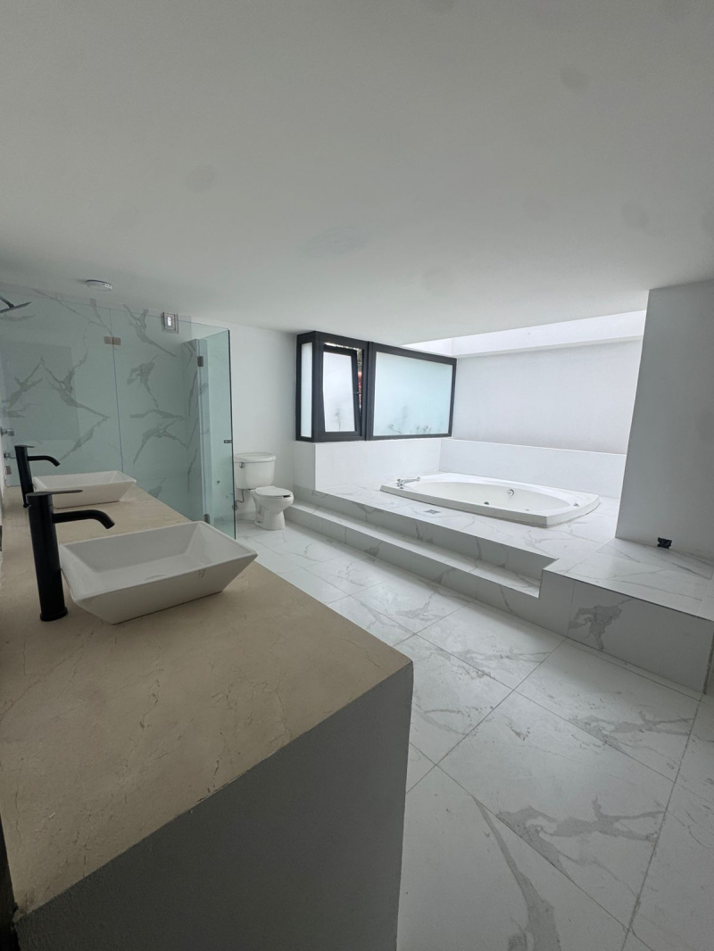 Casa En Venta En Bosques De Las Lomas