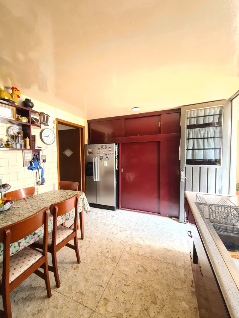 se vende amplia casa en los pastores naucalpan de juarez