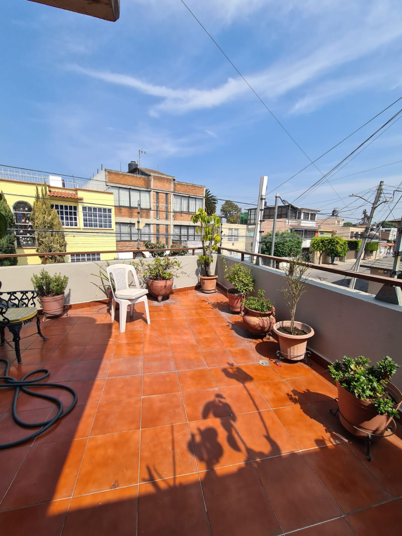 se vende amplia casa en los pastores naucalpan de juarez