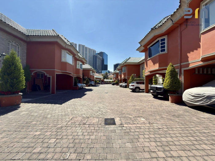 Casa en Condominio en Venta  en Interlomas