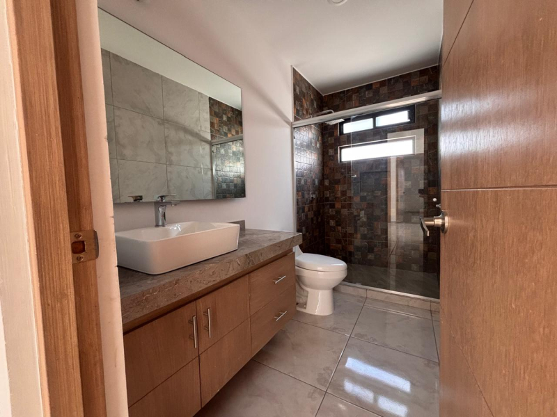 Casa En Venta En Residencial El Refugio