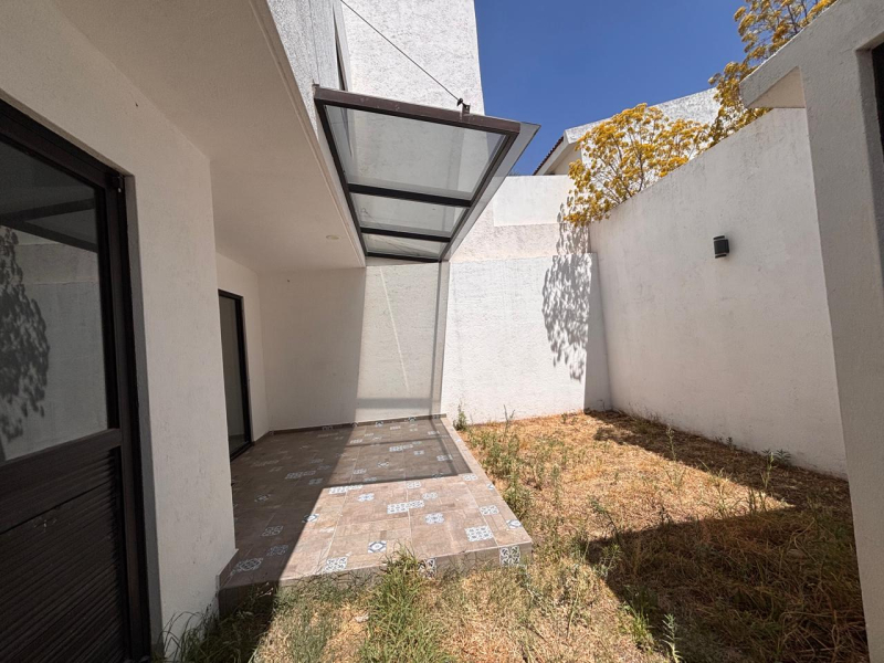 Casa En Venta En Residencial El Refugio