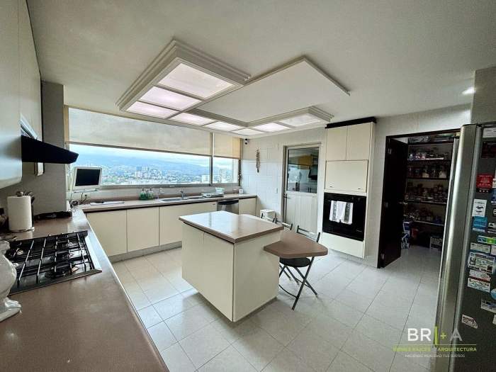 departamento en venta en bosques de las lomas, la perla