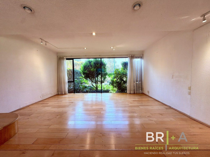 casa en venta en herradura en calle cerrada