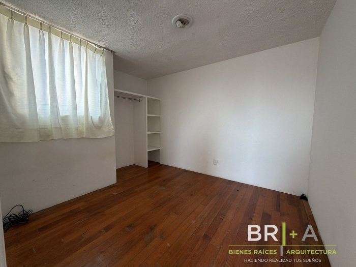 casa en venta en herradura en calle cerrada