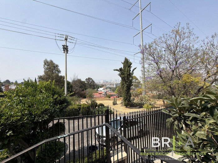 casa en venta en herradura en calle cerrada