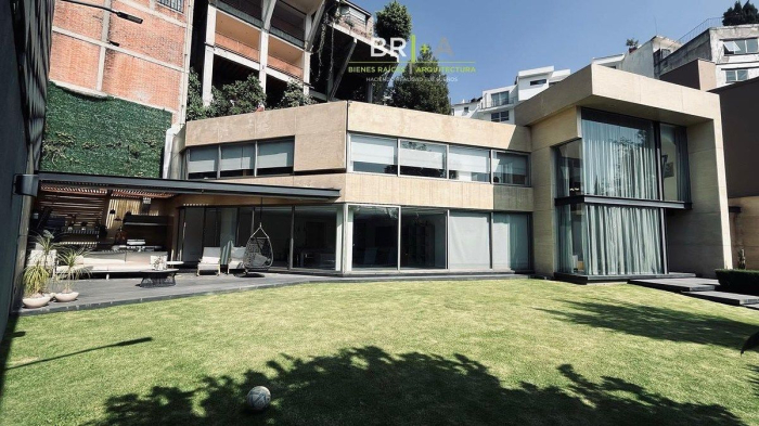 casa en renta con jardín en  tecamachalco con seguridad