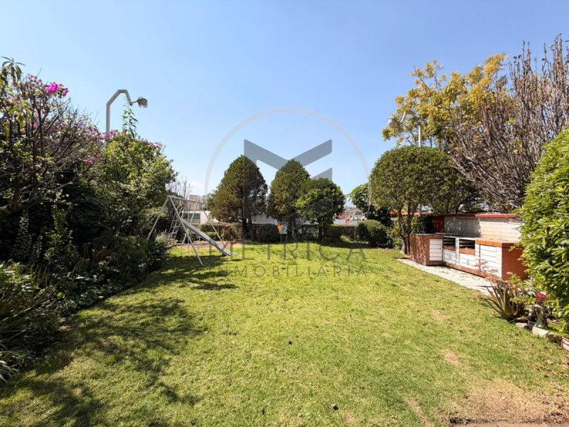 casa en venta en cerrada en tecamachalco 