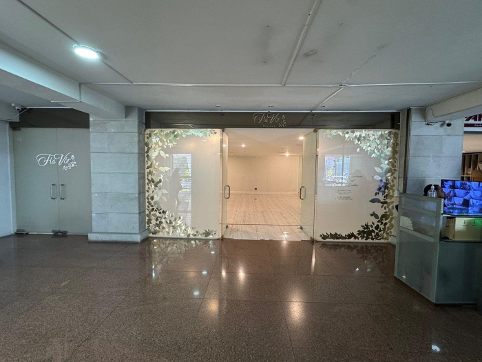 lomas de tecamachalco, avenida de las fuentes, local comercial en renta