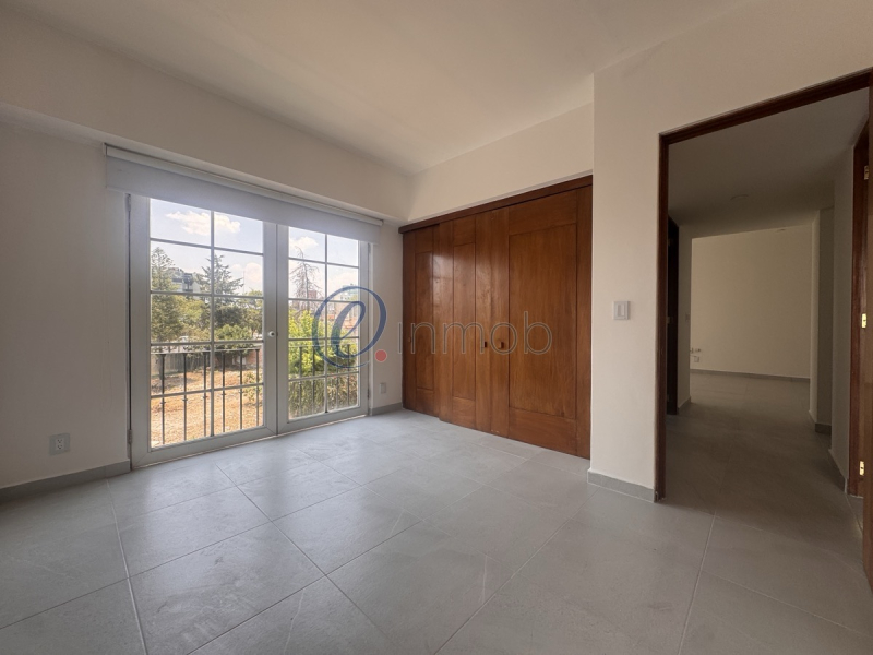 Renta Departamento Bosques De Las Lomas, Ahuehuetes