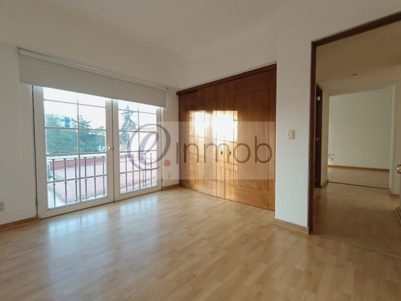 Renta Departamento Bosques De Las Lomas, Ahuehuetes