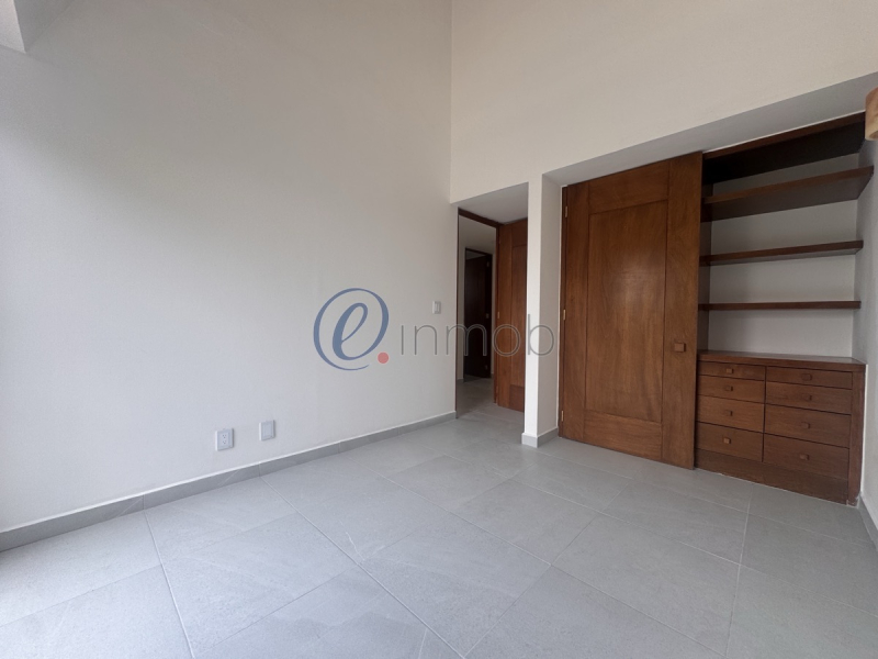Renta Departamento Bosques De Las Lomas, Ahuehuetes
