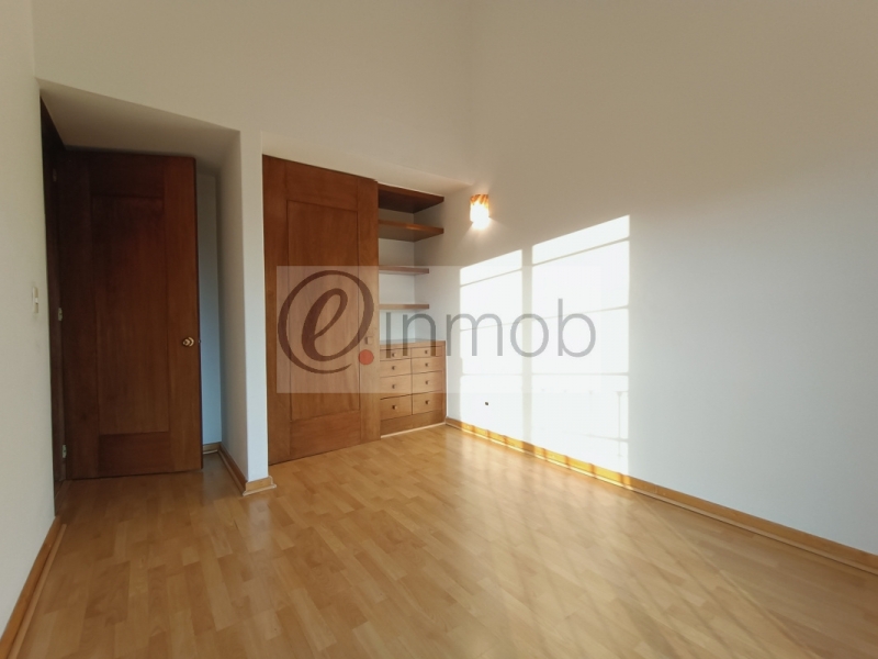 Renta Departamento Bosques De Las Lomas, Ahuehuetes