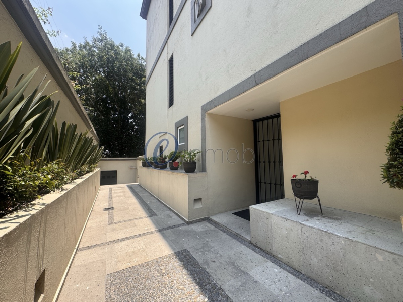 Renta Departamento Bosques De Las Lomas, Ahuehuetes