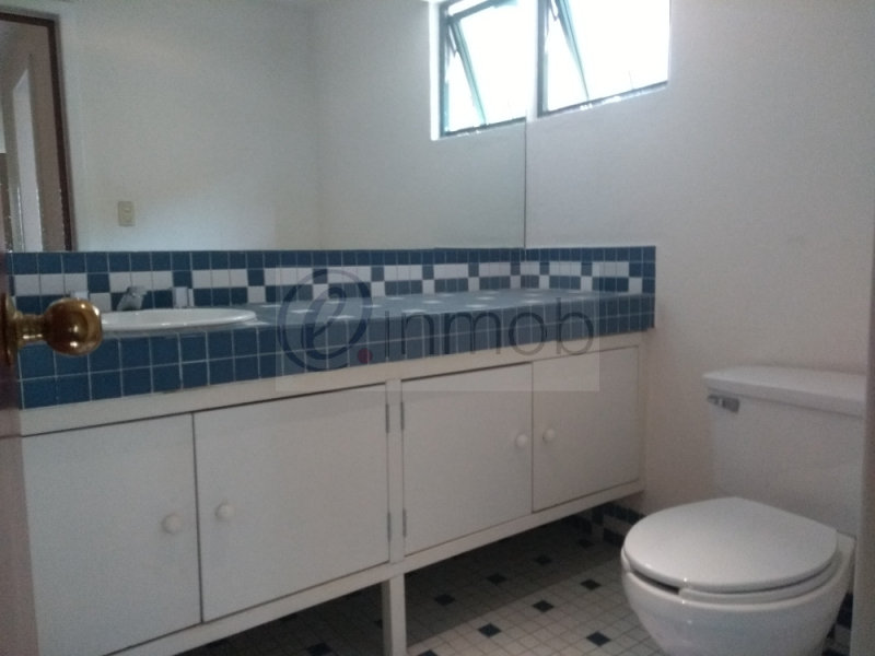 departamento renta enfrente garden santa fe			