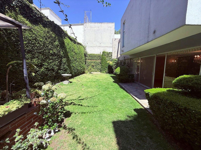 casa en venta en las lomas de chapultepec