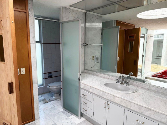 casa en venta en las lomas de chapultepec