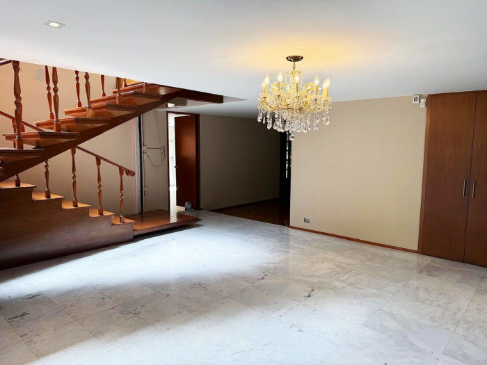 casa en venta en las lomas de chapultepec