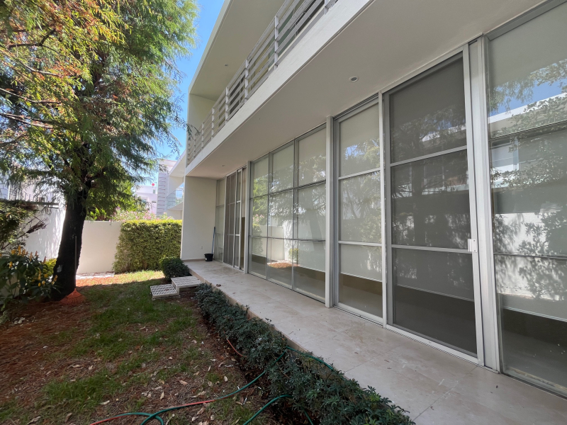 Casa En Renta La Rioja Frente A Punto Sur Tlajomulco De Zúñiga