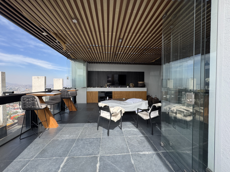 DEPARTAMENTO PENTHOUSE EN VENTA CON ROOF PRIVADO - SECRETARÍA DE MARINA - AVIVIA - BOSQUES DE LAS LOMAS