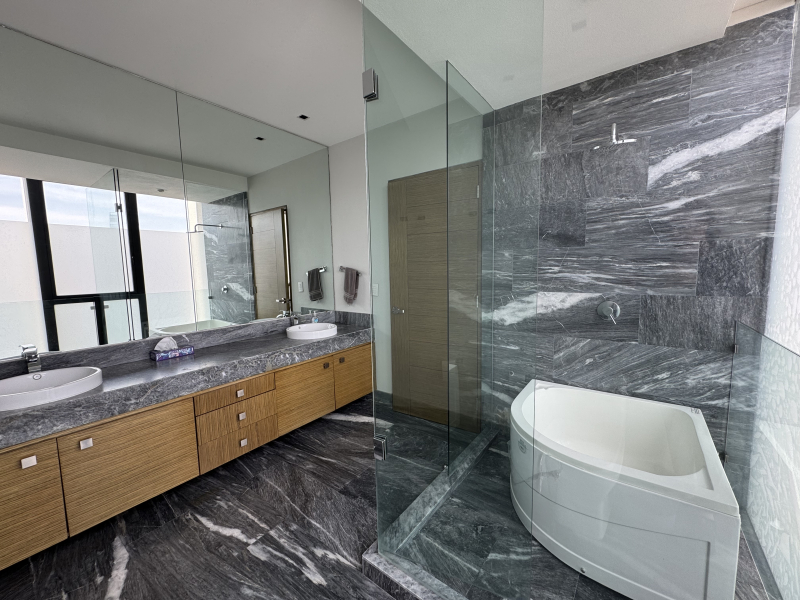 DEPARTAMENTO PENTHOUSE EN VENTA CON ROOF PRIVADO - SECRETARÍA DE MARINA - AVIVIA - BOSQUES DE LAS LOMAS