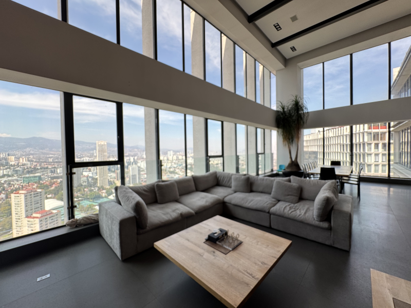 DEPARTAMENTO PENTHOUSE EN VENTA CON ROOF PRIVADO - SECRETARÍA DE MARINA - AVIVIA - BOSQUES DE LAS LOMAS