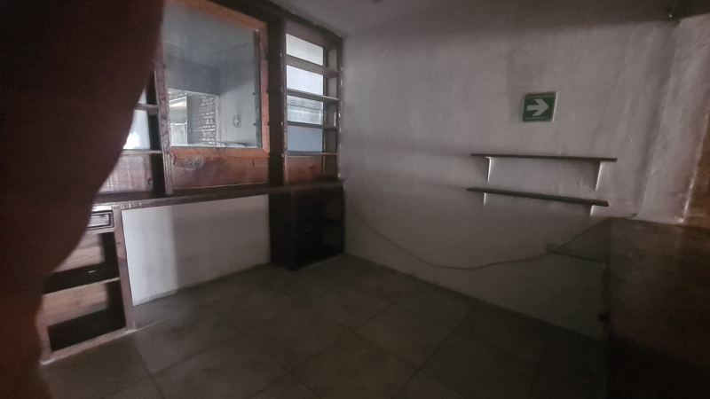 local comercial en venta en barrio santa teresita