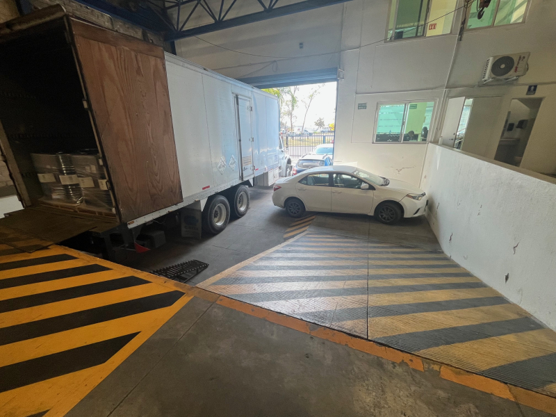 Bodega En Renta En Lomas De Zapopan