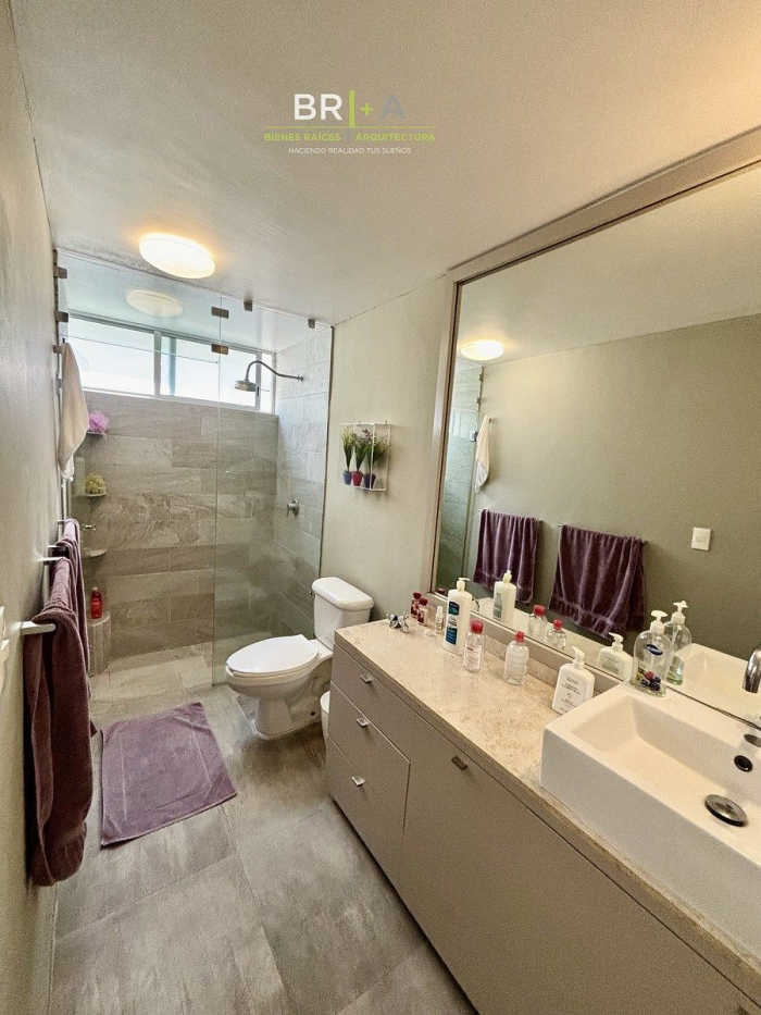 Departamento En Venta Interlomas Con Terraza Y Balcón