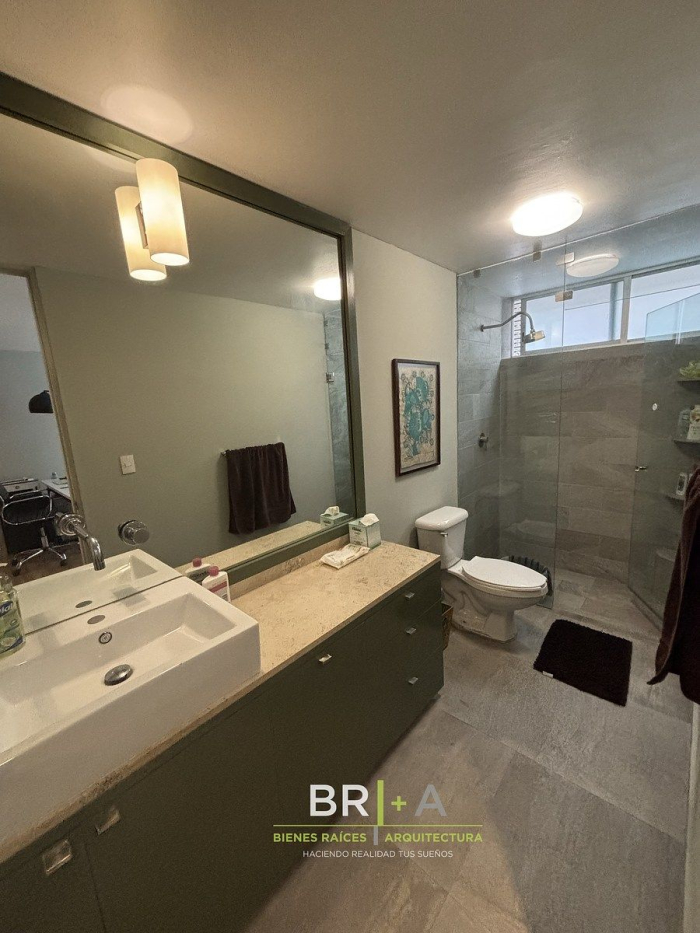 Departamento En Venta Interlomas Con Terraza Y Balcón