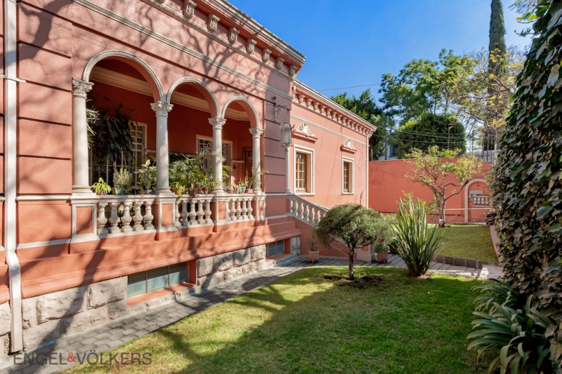 Casa En Venta En Lomas De Chapultepec