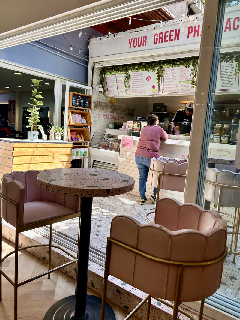 Local Comercial En Renta En Monte Athos, Lomas De Chapultepec.