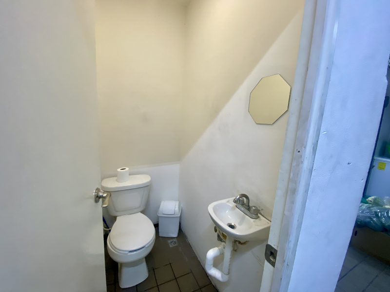 Local Comercial  En Renta Secretaria De Marina  En Bosques De Las Lomas