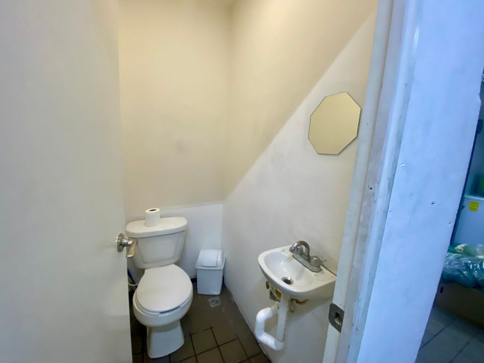 Local Comercial  En Renta Secretaria De Marina  En Bosques De Las Lomas