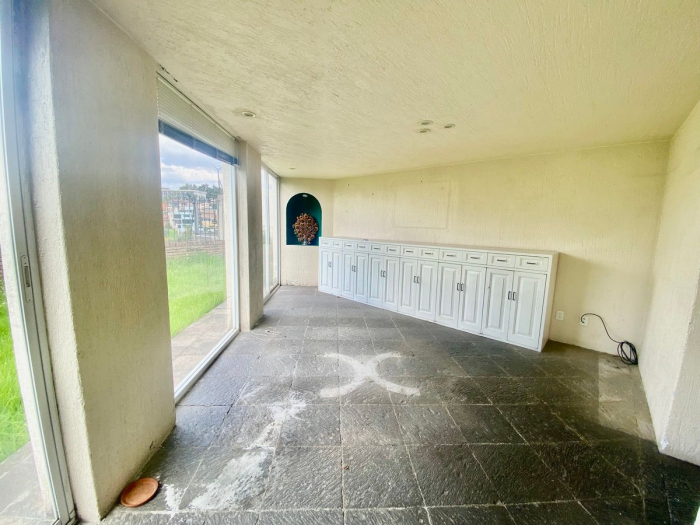 Casa En Venta Con Vigilancia En Tecamachalco Huixquilucan