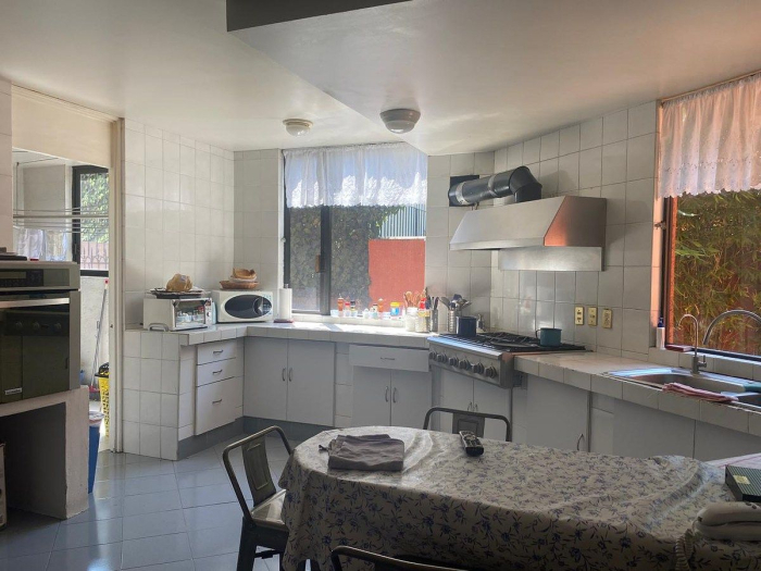 CASA EN VENTA EN BOSQUES DE LAS LOMAS