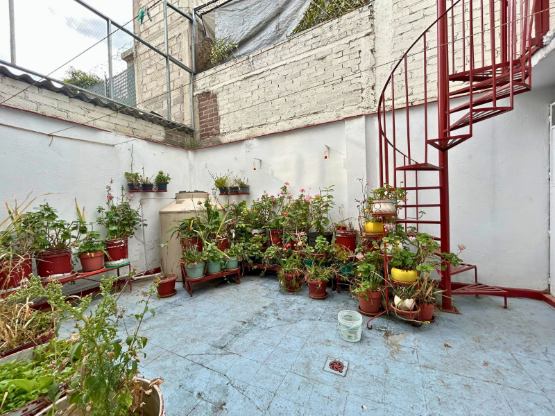 Casa En Venta En Escuadrón 201