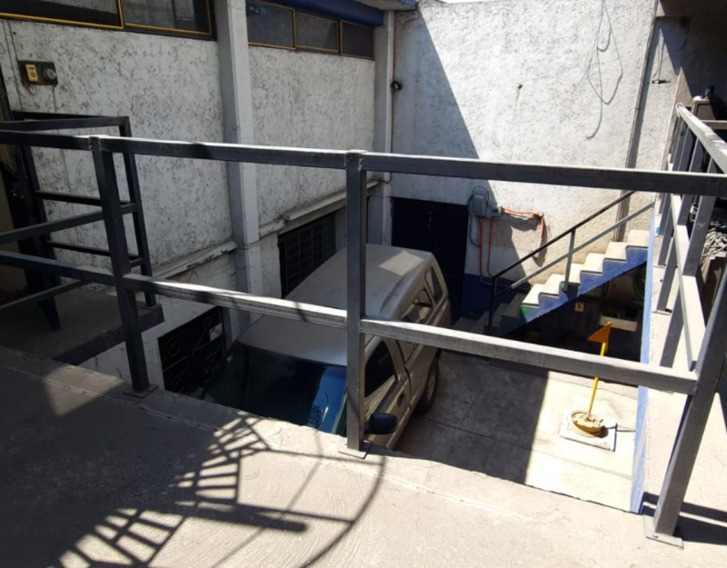 Casa Con Uso De Suelo En Venta En Juan González Romero 