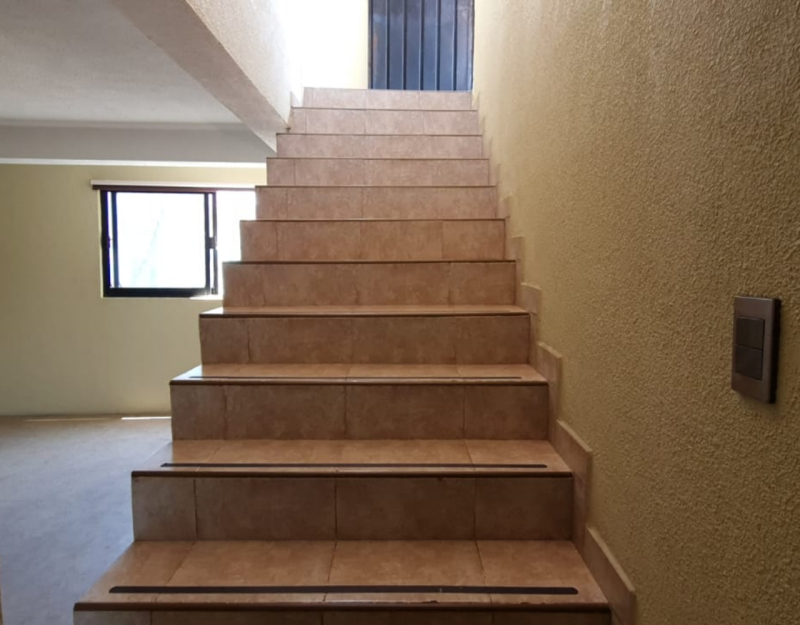 Casa Con Uso De Suelo En Venta En Juan González Romero 