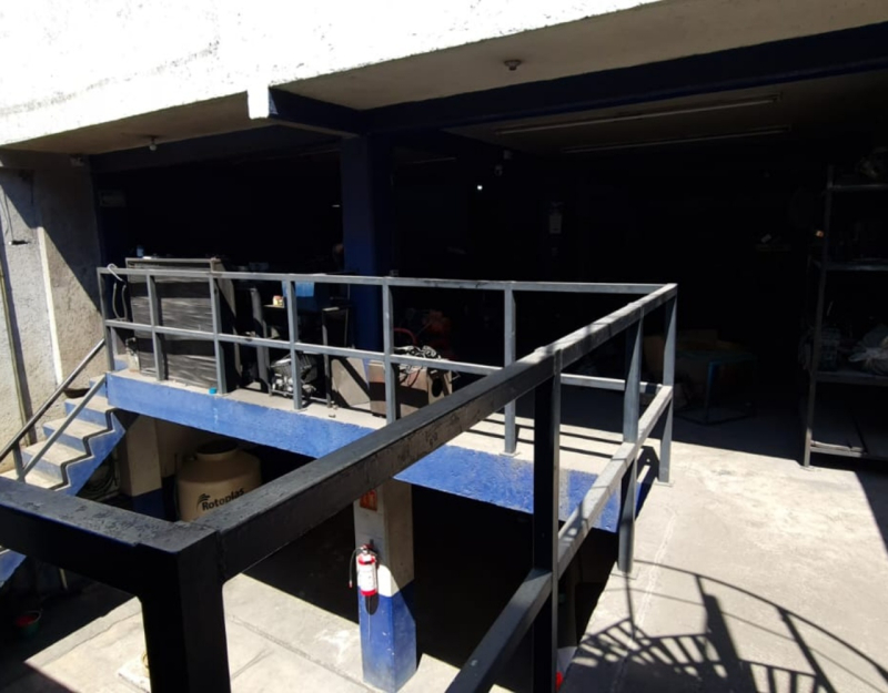 Casa Con Uso De Suelo En Venta En Juan González Romero 