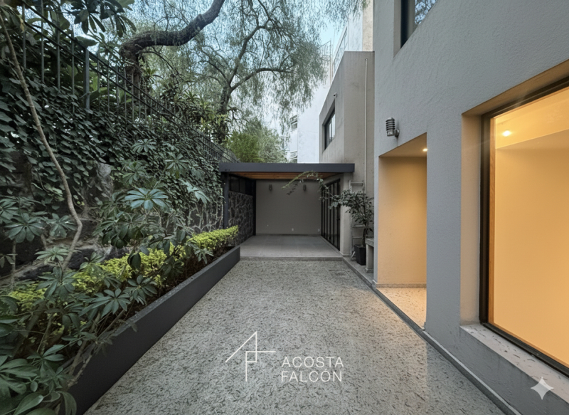 Casa En Venta En Lomas De Chapultepec
