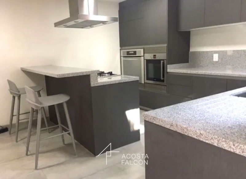 Casa En Venta En Lomas De Chapultepec