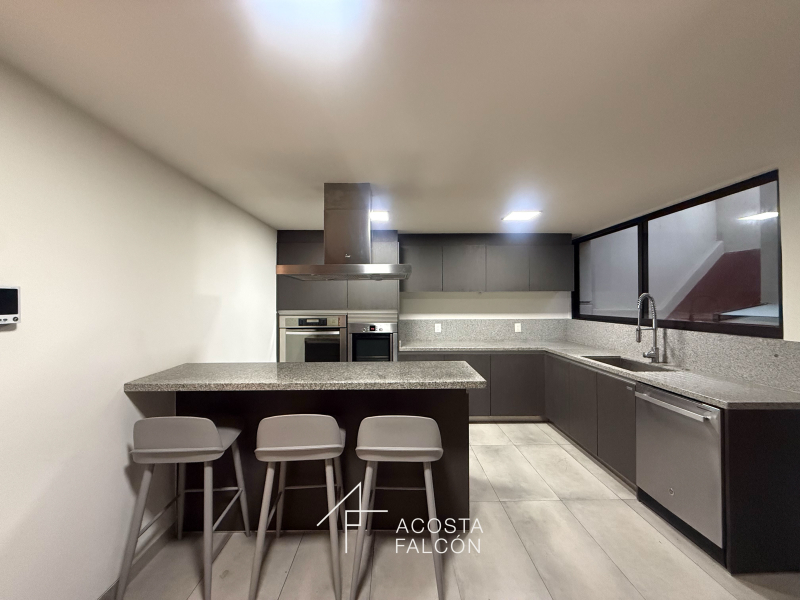 Casa En Venta En Lomas De Chapultepec