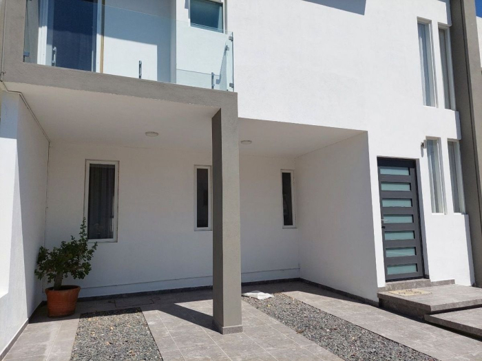 casa en venta en condominio privado en zen life 1