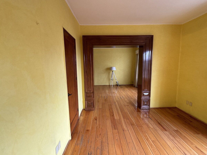 oportunidad linda casa para remodelar con jardín en las lomas de chapultepec