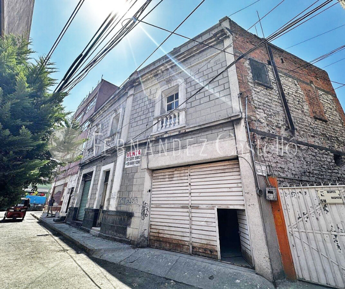 VENTA EN CONJUNTO: EDIFICIO, LOCAL Y CASA EN IZTAPALAPA