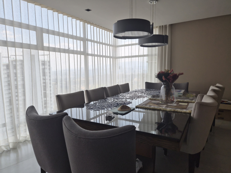 Departamento Exterior En Bosque Real